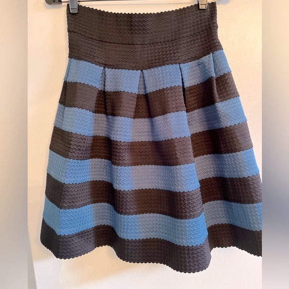 Anthropologie Girls from Savoy Ponte Bell Skirt - Picture 3 of 6